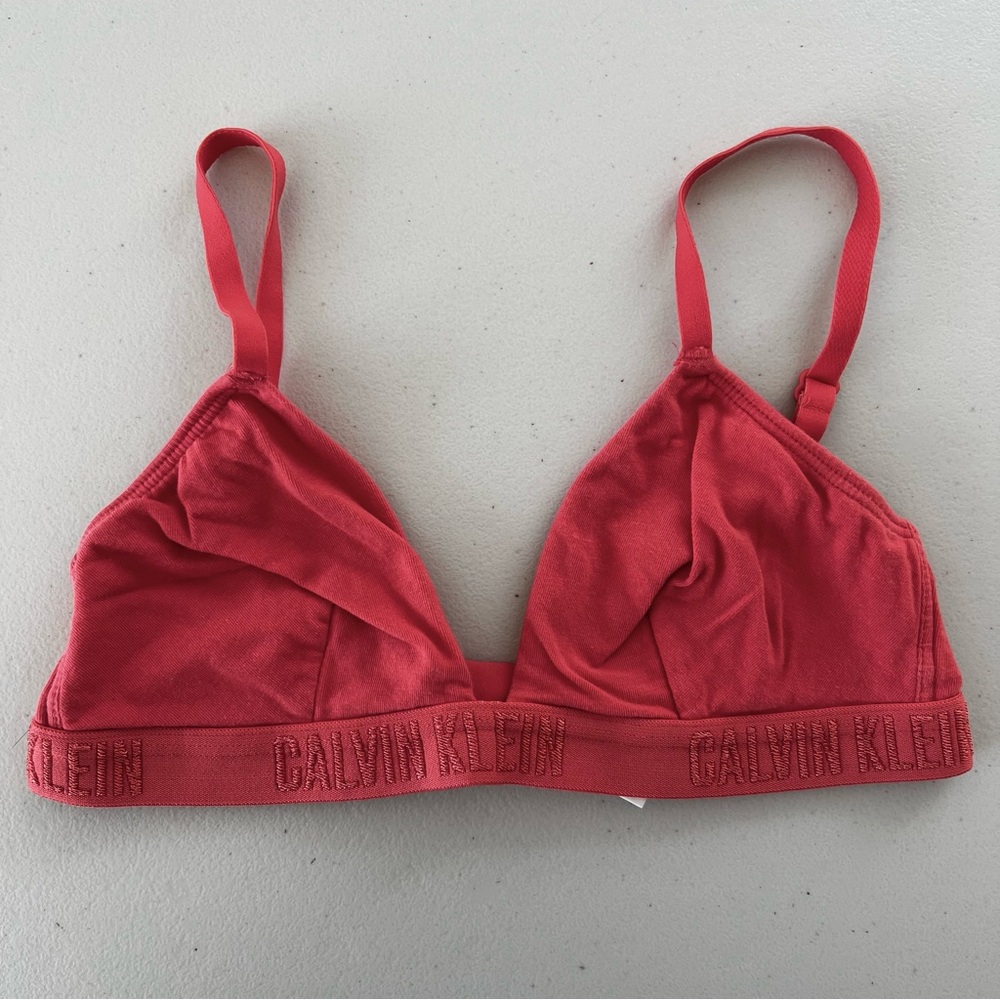 Calvin Klein // Adjustable triangle bralette